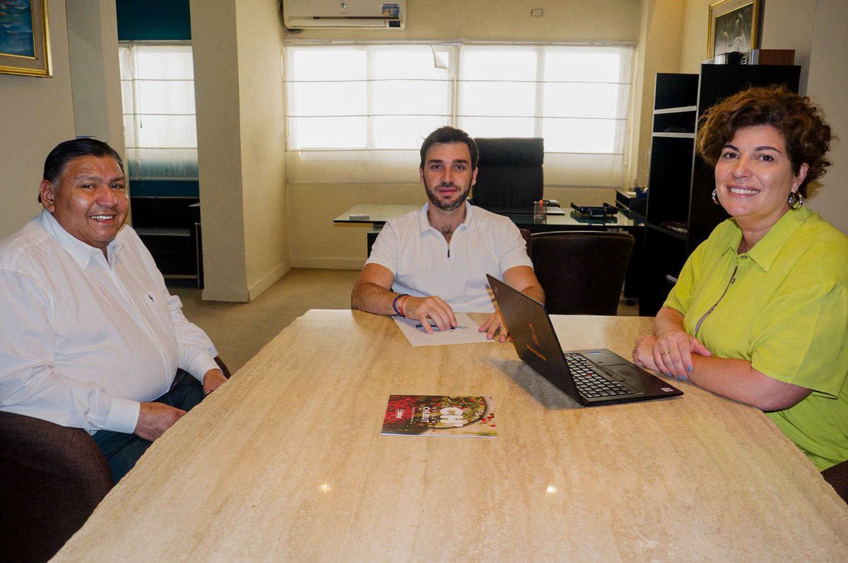 HICIMOS ESCUCHAR LA VOZ DE CHUBUT

Nuestra obligación es defender los intereses de los chubutenses. Por eso, desde el inicio del tratamiento de la Ley Ómnibus trabajamos junto a <a href="/AnaClaraRomer/">Ana Clara Romero</a> y <a href="/LomaDiputado/">Jorge 'Loma' Ávila</a> para hacer escuchar la voz de la provincia. 

Conseguimos importantes