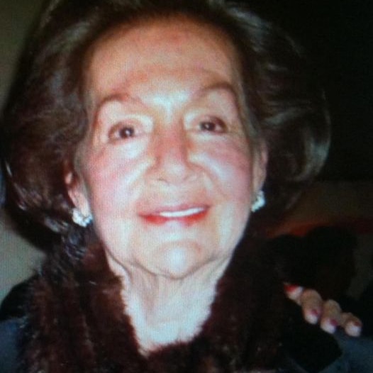 SimpleZac's tweet image. #ULTIMAHORA  Falleció Concepción Medina de García, la mamá de la ex gobernadora de Zacatecas, Amalia García Medina. 
QEPD (+)