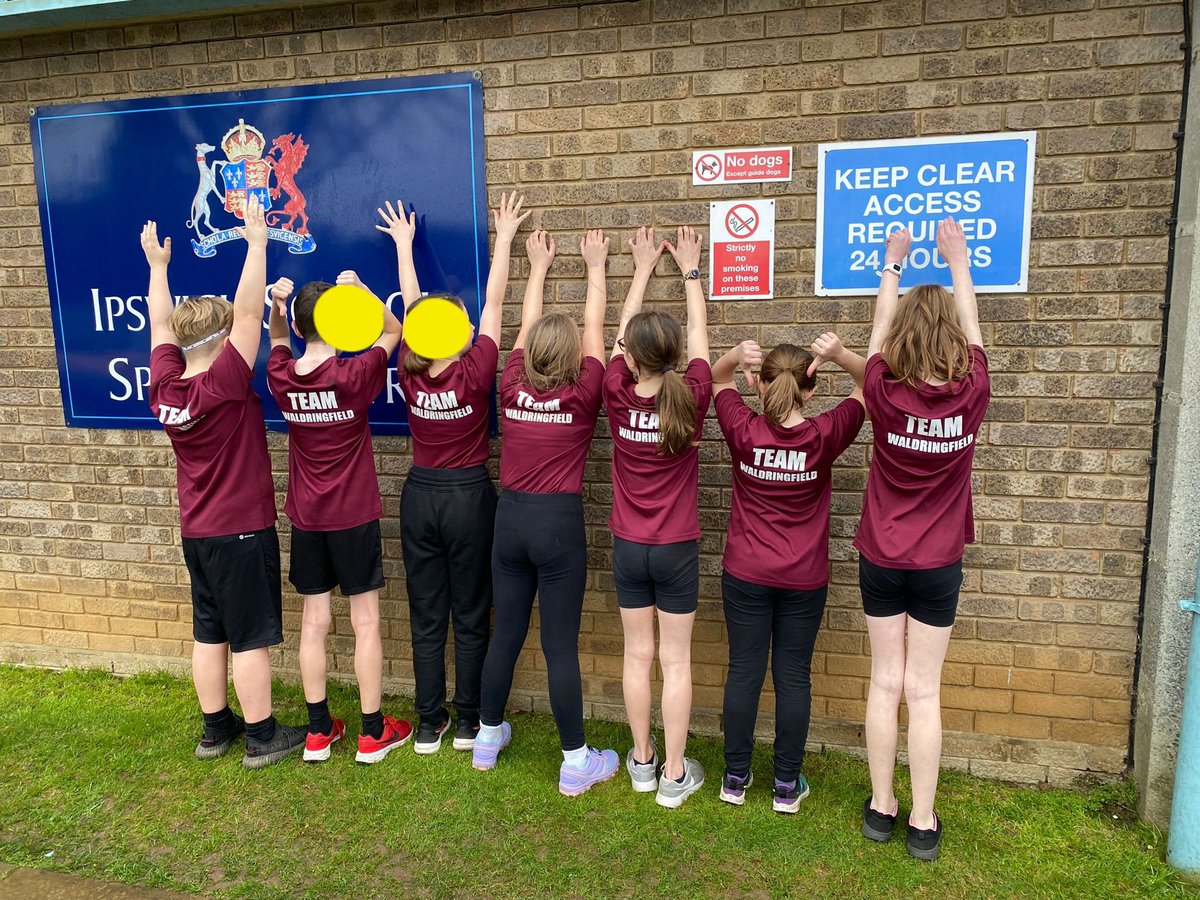 Year 6 were fantastic at the Dodgeball tournament yesterday.  Thank you for making us very proud 👏👏👏