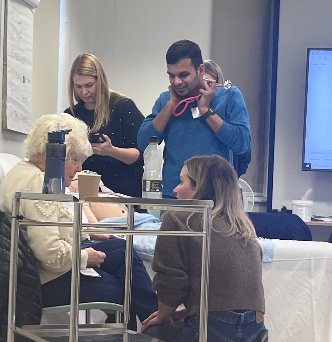 #HelloMyNameIsMohit ๐ฌ๐ง๐ฎ๐ณ (@draroramohit) on Twitter photo Looking after a Critically Ill & Injured Child can be very challenging #EMBC24 <a href="/MedEdLeeds/">Medical Education</a> <a href="/Leeds_Childrens/">Leeds Children's Hospital</a> <a href="/LeedsHospitals/">Leeds Teaching Hospitals</a>
Itโs ok 2B stressed
Assign roles from start
Closed loop communication
Plan ahead
Human factors
Lots 2 take in
๐ <a href="/helen_mollard/">Helen Mollard</a> <a href="/DrBinbag/">Alice Wharton</a> Looking after a Critically Ill & Injured Child can be very challenging #EMBC24 <a href="/MedEdLeeds/">Medical Education</a> <a href="/Leeds_Childrens/">Leeds Children's Hospital</a> <a href="/LeedsHospitals/">Leeds Teaching Hospitals</a>
Itโs ok 2B stressed
Assign roles from start
Closed loop communication
Plan ahead
Human factors
Lots 2 take in
๐ <a href="/helen_mollard/">Helen Mollard</a> <a href="/DrBinbag/">Alice Wharton</a>
