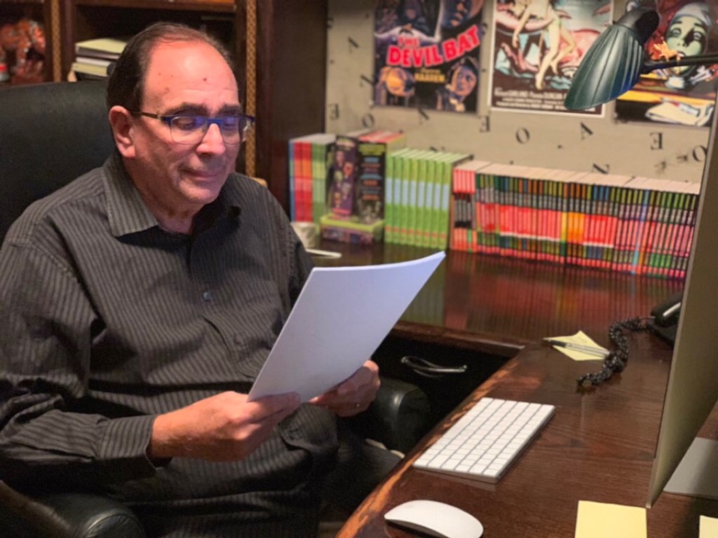 RL_Stine's tweet photo. I want to thank the Newbery Prize committee for the special honor awarded me this week. The Medal for BEST PARTICIPATION will be cherished by me and will reiceive a special place in my closet. https://t.co/5REfF7cxEi