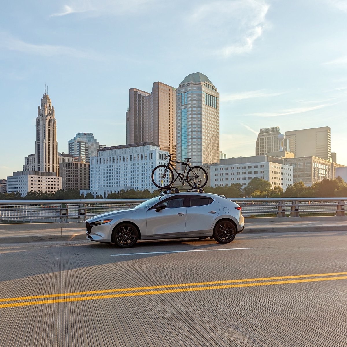 MazdaUSA's tweet photo. Our designers' creativity leads to beautiful colors like Platinum Quartz Metallic. Our drivers' creativity knows no bounds. Where has yours taken you lately? #Mazda3Hatchback (photo: IG/platinumqt.mz3) https://t.co/dlwJtKtohH