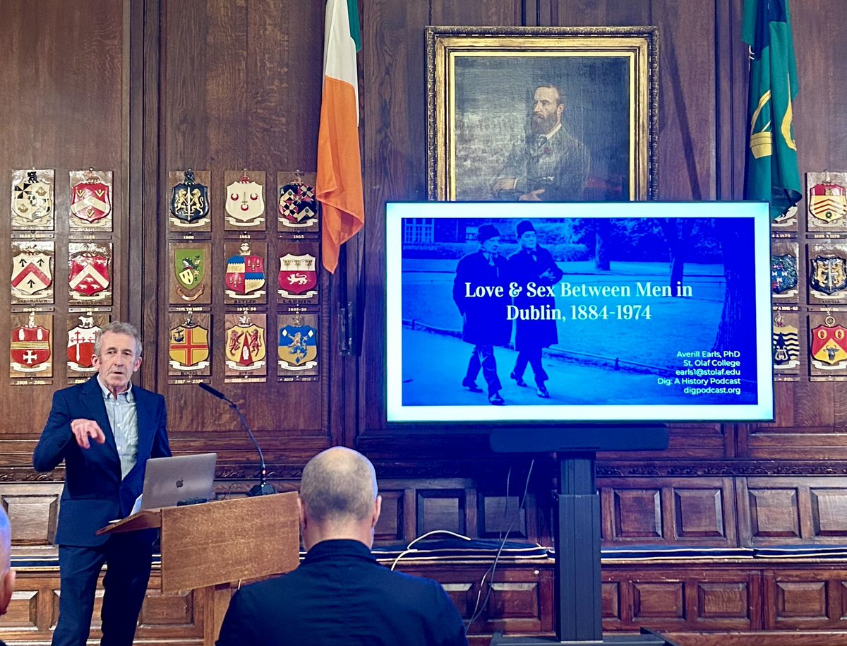 LGBT Disregard tweet media