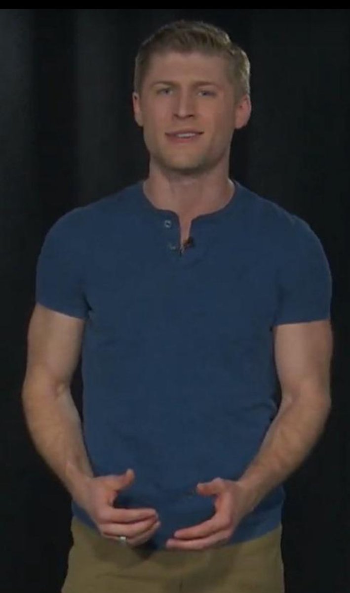 nicoisking's tweet image. This being Amanda Tori Meating in college is blowing my mind lol