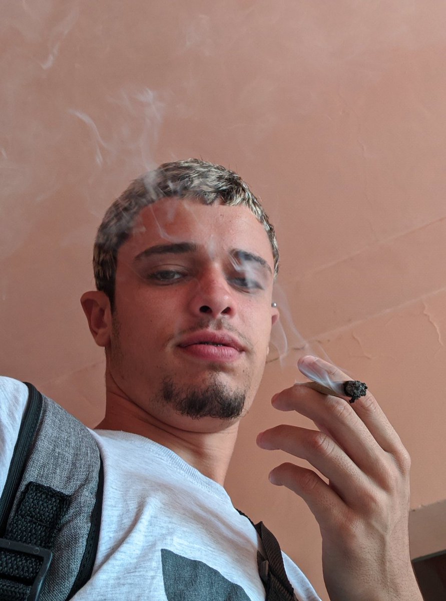 😶‍🌫️
