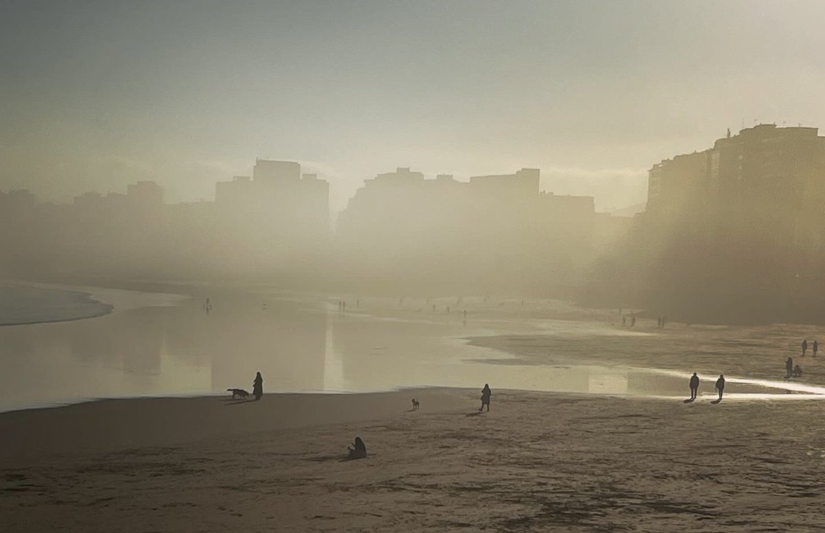 Not sure what to say that hasn’t already been said, but on a morning like this I would still like to say it.

#asturias #atlanticcoast #morningwalk #bayofbiscay #gijon #costaverde #cantabria