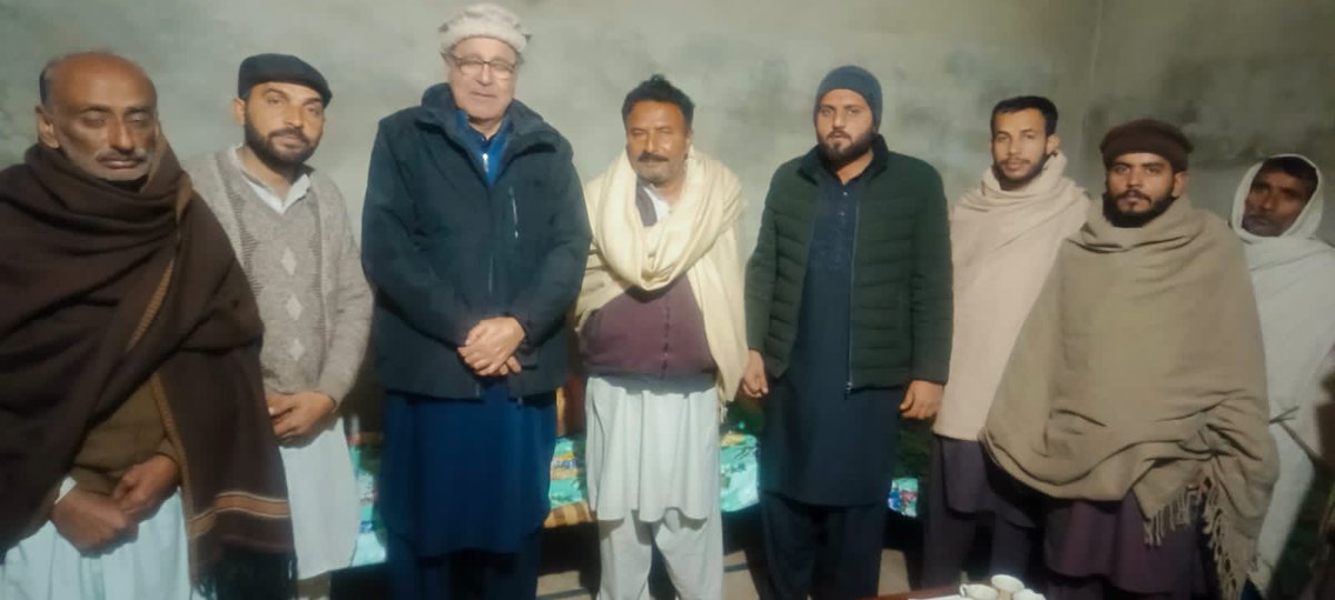 UmairBilalkhan's tweet photo. خانیوال: پاکستان تحریک انصاف کے نامزد امیدوار برائے صوبائی اسمبلی حلقہ PP-211 مہر عمران پرویز دھول ( انتخابی نشان ) ، ( چارپائی ) کی خانیوال میں بھرپور انتخابی کمپین جاری۔
#PP211 #Khanewal https://t.co/bs9icOJrIt