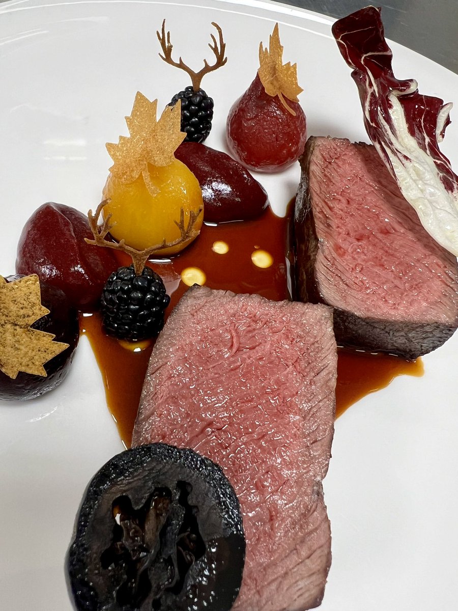 First VIP Dinner Of The Year @GatheredIreland Wild Wicklow Venison, Beets, Blackberries, Fermented Walnut & Potato @marky01 #stillgotitneverlostit #workplacecatering