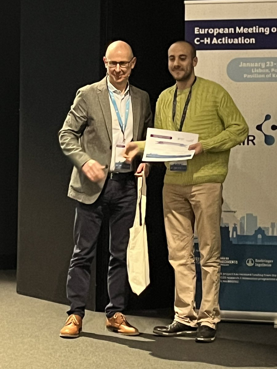 CASCH-IPCM (@casch_ipcm) on Twitter photo Congrats to our PhD students <a href="/AleMori95/">Alessia Mori</a> for winning a poster prize and <a href="/marcodima1996/">Marco Di Matteo</a> for one best oral communication prize at <a href="/chair_itn/">CHAIR</a> final meeting! We are very proud of you 👏 <a href="/IPCM_Sorbonne/">Institut parisien de chimie moléculaire / IPCM</a> @ObleJulie <a href="/PradalAlexandre/">Alexandre Pradal</a> <a href="/Sorbonne_Univ_/">Sorbonne Université</a> <a href="/ScienceSorbonne/">Faculté des Sciences de Sorbonne Université</a> Congrats to our PhD students <a href="/AleMori95/">Alessia Mori</a> for winning a poster prize and <a href="/marcodima1996/">Marco Di Matteo</a> for one best oral communication prize at <a href="/chair_itn/">CHAIR</a> final meeting! We are very proud of you 👏 <a href="/IPCM_Sorbonne/">Institut parisien de chimie moléculaire / IPCM</a> @ObleJulie <a href="/PradalAlexandre/">Alexandre Pradal</a> <a href="/Sorbonne_Univ_/">Sorbonne Université</a> <a href="/ScienceSorbonne/">Faculté des Sciences de Sorbonne Université</a>