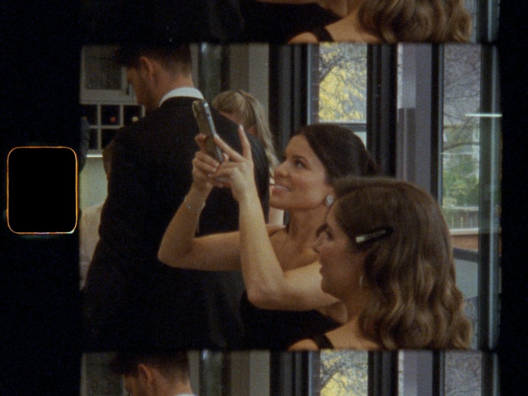 FrameDiscreet's tweet image. The beauty of Super8mm film...

Cinematography by Evan Ding mr.evanjding

Film scans by Frame Discreet framediscreet.com
Timed &amp;amp; Flat versions

Questions about filmmaking, film scanning, film in general?
infoframediscreet.com
416-901-5332