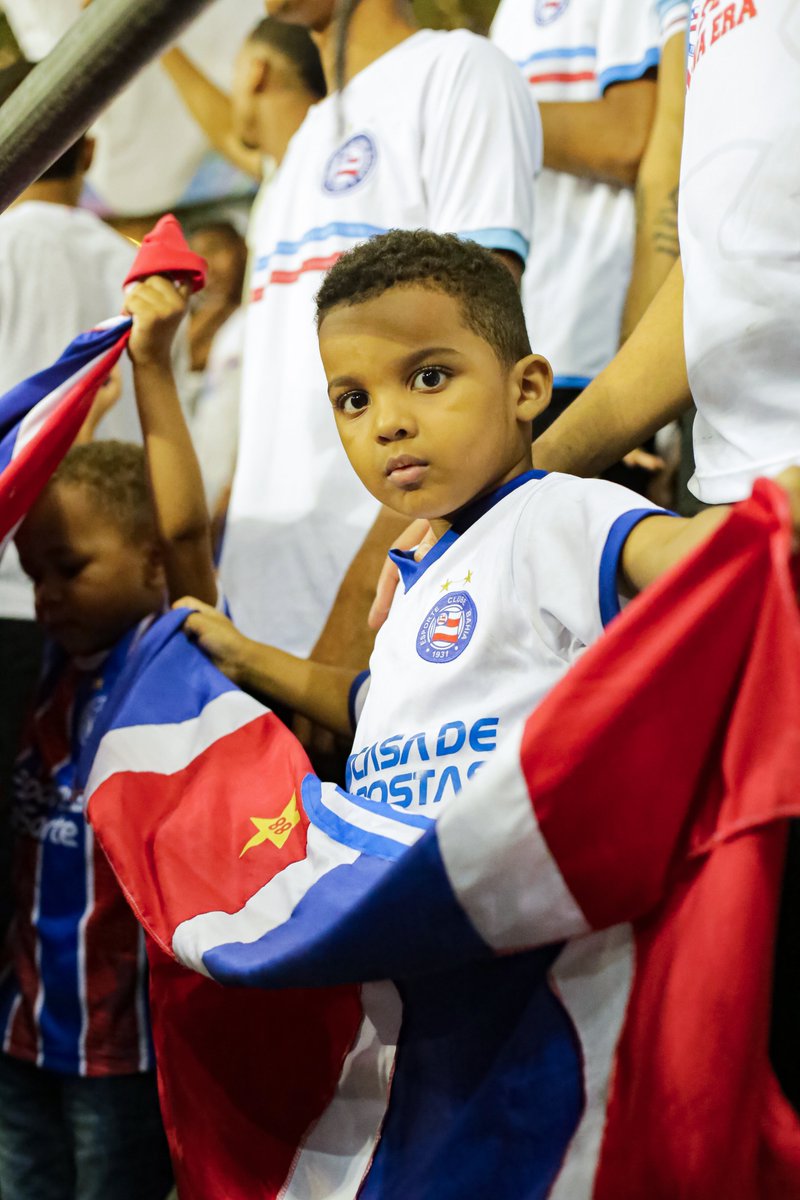 ecbahia's tweet photo. Dia de Fonte. Dia de Alegria. Dia de Bahêa!!! ⏳ Falta pouco, mas ainda dá pra se garantir no jogo 🤩. 31 mil sócios aptos ➕ 8 mil ingressos vendidos. Saiba como marcar presença você também ➡️ https://t.co/pT0GOOqLhx. #PaixãoQueVibra #BBMP

📸: Clickphoto https://t.co/96pCdpXRmi