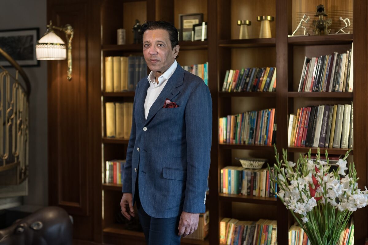 The Indian-born financier who helped open the floodgates to Middle Eastern wealth for Masayoshi Son’s $100 billion Vision Fund is attempting his second act. bloomberg.com/news/articles/… via @DNair5 @Adveith