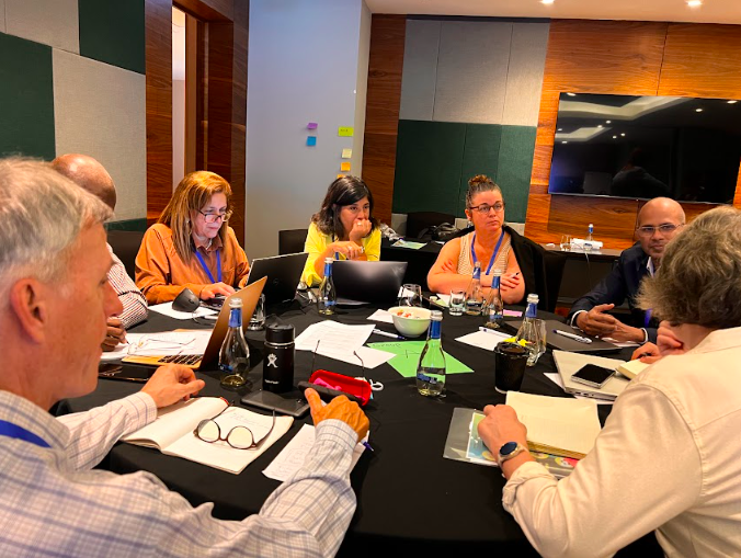 summa_edu's tweet photo. To mark #EducationDay, we launched our exciting new program, Empowering Teachers Initiative- TPD at scale (#ETI), in Kigali 🇷🇼, with our global community of researchers and partners from 20 countries in all continents.

It continues 👇🏼🧵 https://t.co/s7UXcsPSfb