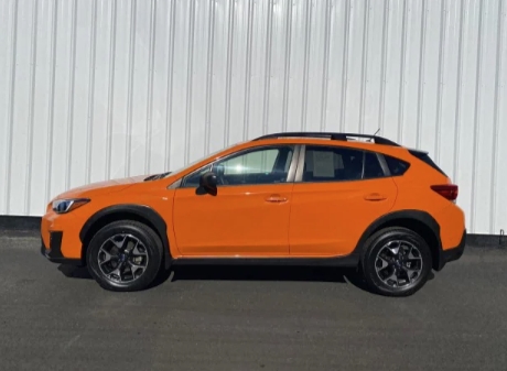 SangeraSubaru's tweet photo. Don't miss this pre-owned 2019 #SubaruCrosstrek at Sangera Subaru!

Great fuel economy at 27/33 MPG (City/Hwy), plus keyless entry, parking camera, spacious cargo area, and more.

Yours for just $22,069!
Check it out: https://t.co/Hyj1o8iBR6 https://t.co/fVJetOpjbI