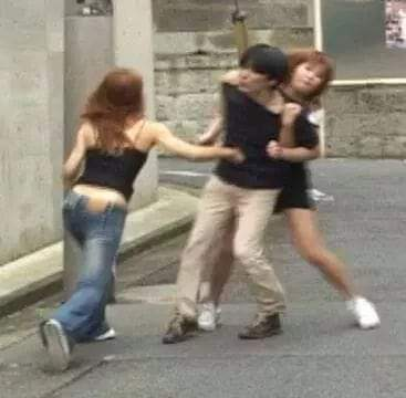 aespicante's tweet photo. e quando a seulgi e a wendy se juntaram pra bater no taemin kkkkkkkkkkkkkkkkkkkkkkk https://t.co/bNvBrdRFhB