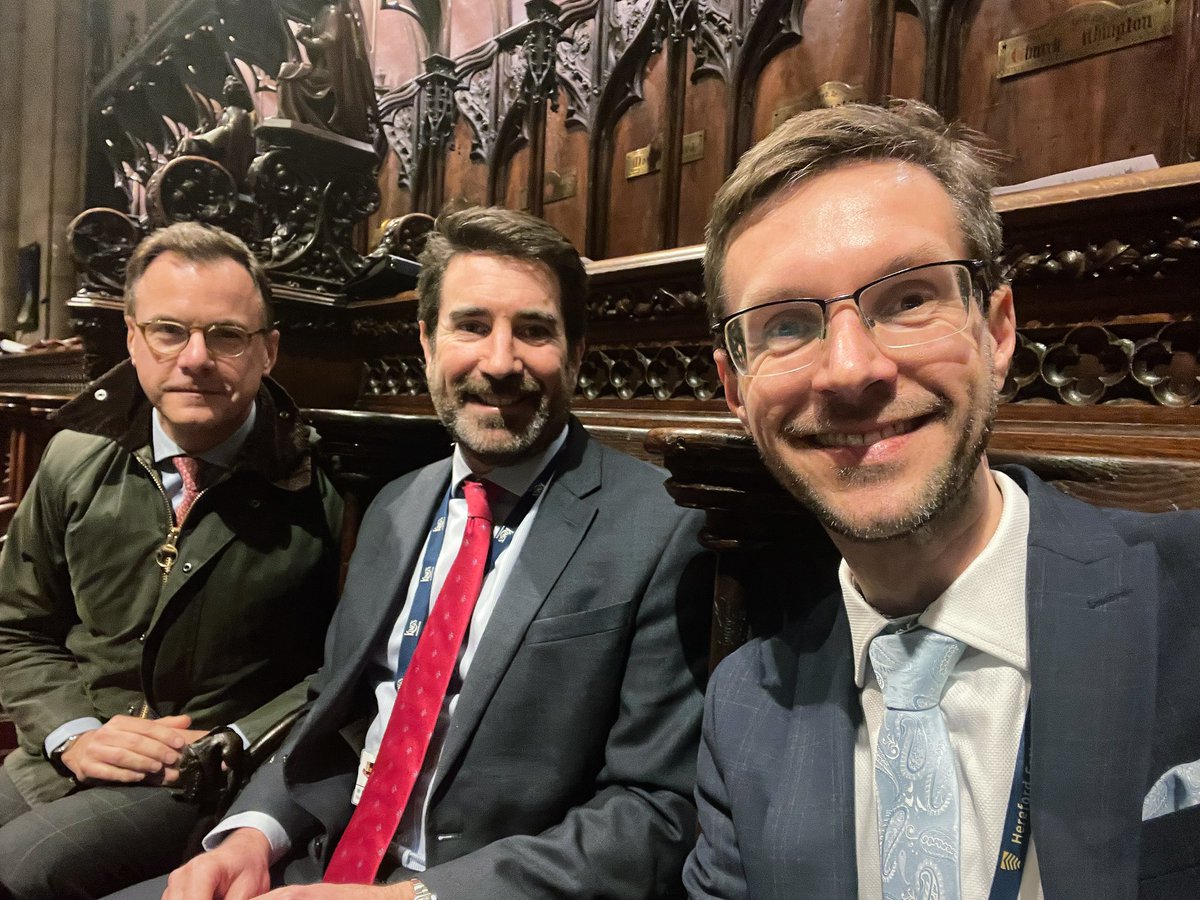 A joy to host <a href="/hmkingsglos/">David Morton</a> and <a href="/GarethDoodes/">Gareth Doodes</a> this evening for a joint Evensong of the Chapel Choirs of <a href="/HerefordCS/">Hereford Cathedral School</a> <a href="/KingsSchoolGlos/">The King’s School, Gloucester</a> and <a href="/KingsWorcester/">King's Worcester</a>