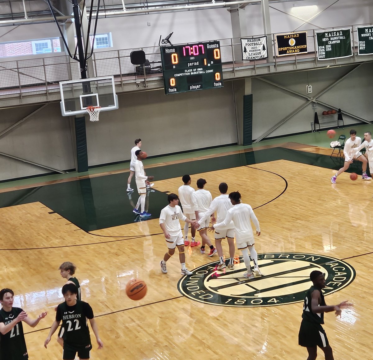 Moments from tip off Lumberjacks host Hyde