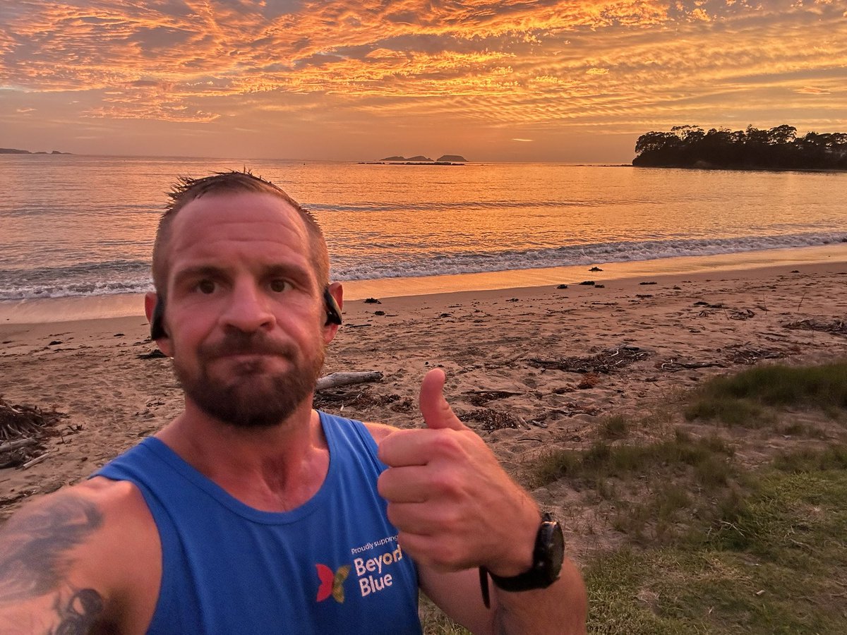 bogues2zoners's tweet photo. #STDD
Day 145/145.
Legs have finally come good after Sundays long run.
Gods country putting in a fucking spectacle.
Last day of the week before a long weekend.
Doesn’t get much better.
Make it a good one.
Let’s
Fucking
Goooo
#UpBeforeTheSun #SnoozeYaLose https://t.co/bEG8EIWEtv