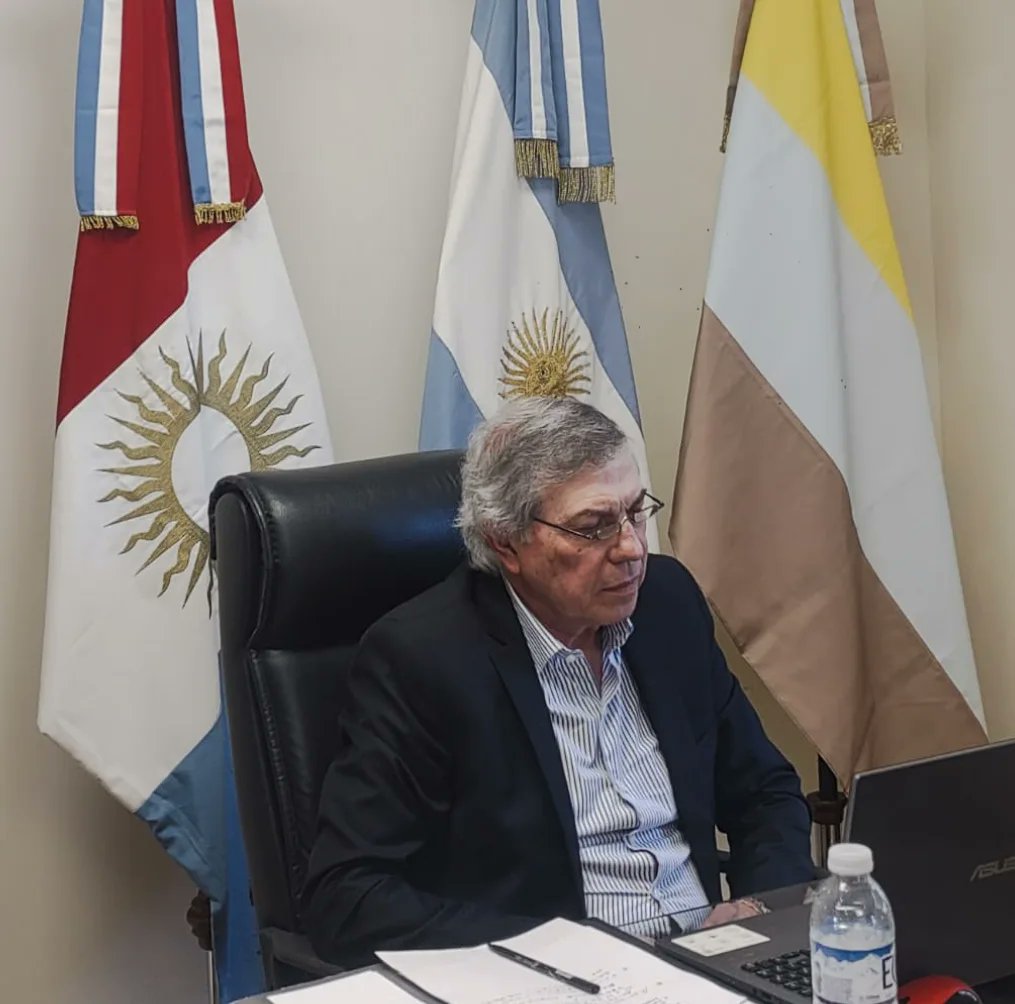 carlosmassei's tweet photo. Desde @gobdecordoba vamos a acompañar la posibilidad de más inversión, producción, trabajo y exportaciones vía Chile al Asia/Pacífico.
#ATACALAR #IntegraciónRegional #TrabajoConjunto #SeguimosHaciendo https://t.co/GCxjXoYN5H