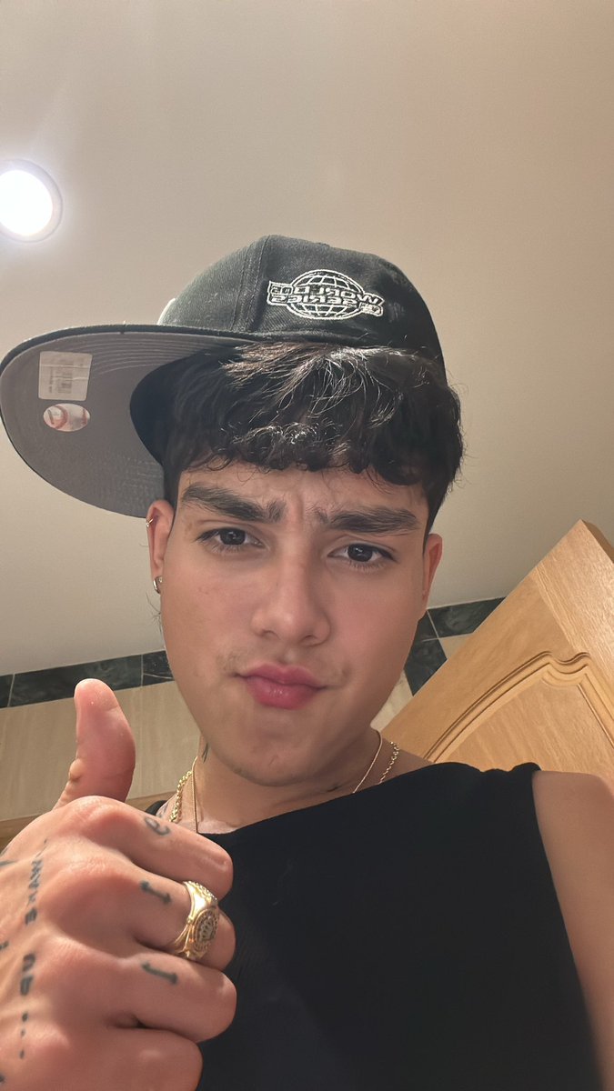ElGomez___'s tweet photo. 👋 https://t.co/SyJitcklg6
