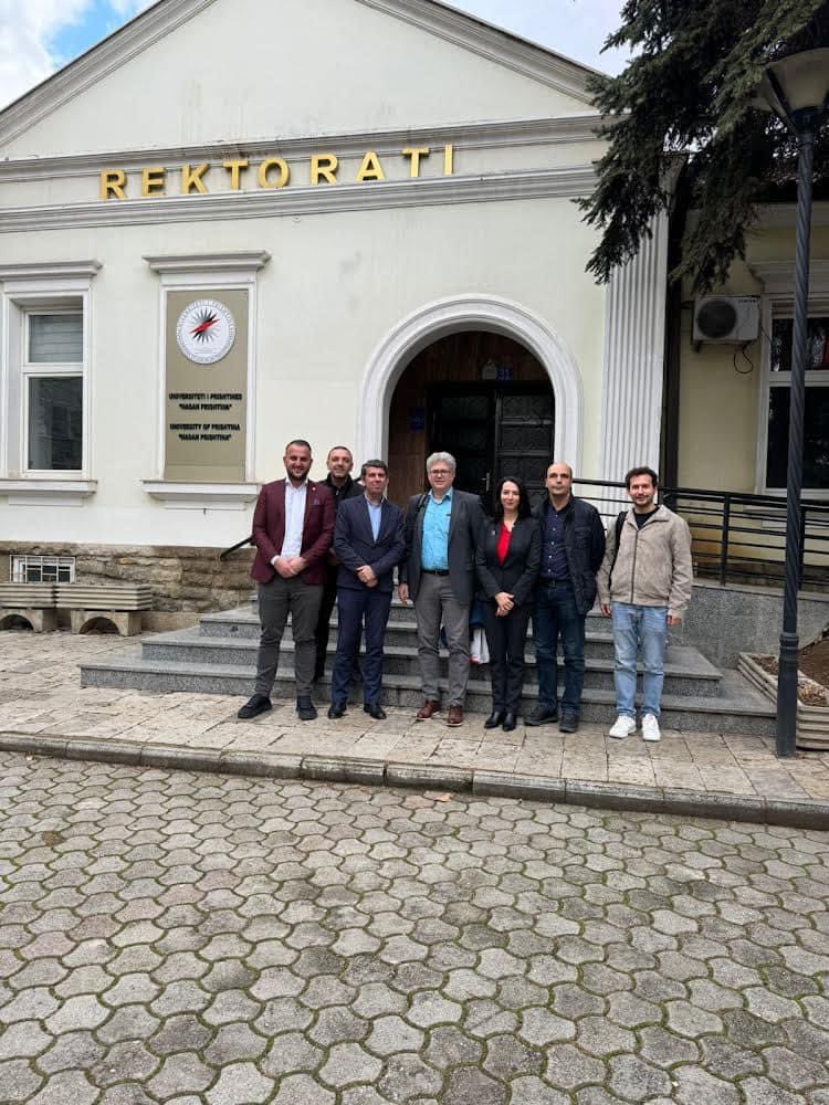 Rektorati's tweet photo. University of Prishtina and German Environmental Foundation discussed environmental collaboration and scholarships. Aiming for impactful projects and a global vision. 🌍🤝 #EnvironmentalCollaboration #Scholarships https://t.co/uLzOqDDVoL