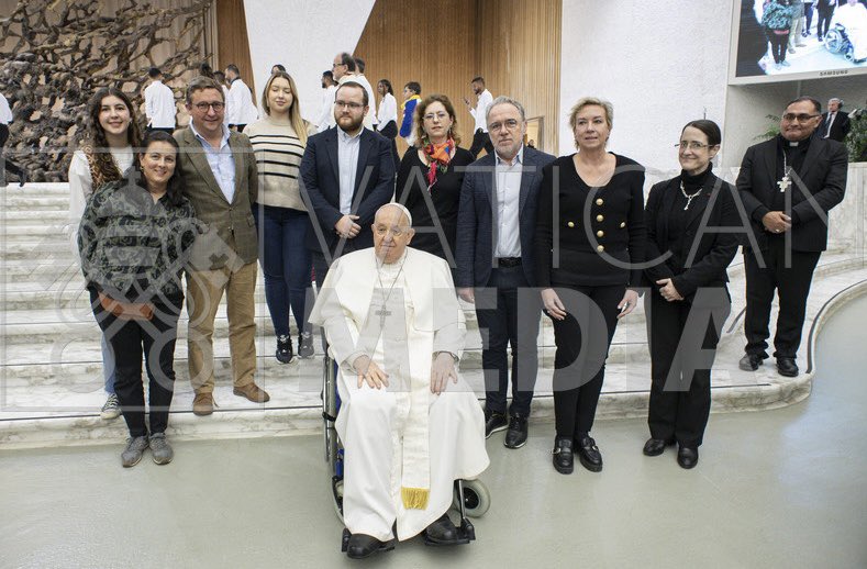 VQiriazi's tweet photo. "Today marks the memorable conclusion of the BFUG Board meeting under the auspices of the Holy See's education dicastery. A truly special and unforgettable moment crowned this event: the honor of meeting with Pope Francis. #BFUG #HolySee #Education #PopeFrancis https://t.co/pG8U2B6VEf