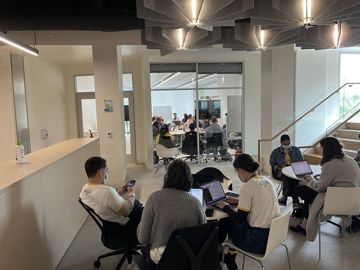 James Queally tweet media