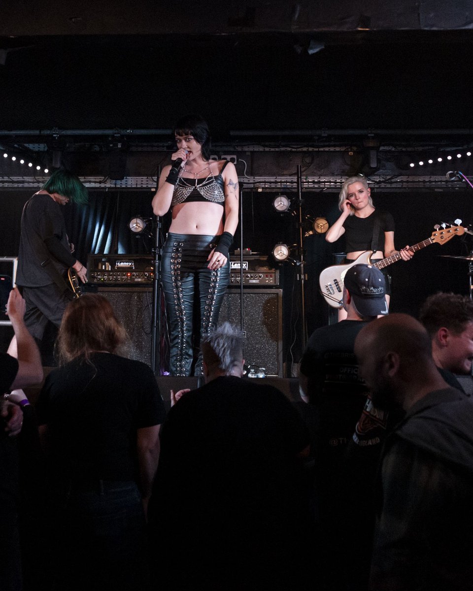 msmithgig (@fromthepit22) on Twitter photo First gig in a long time
The awesome <a href="/WeareSaintAgnes/">π π π π π π π π π π</a>
@kittyaausten
<a href="/exchangebristol/">Exchange Bristol</a>
Shot for <a href="/bringthenoiseuk/">Bring The Noise UK</a> First gig in a long time
The awesome <a href="/WeareSaintAgnes/">π π π π π π π π π π</a>
@kittyaausten
<a href="/exchangebristol/">Exchange Bristol</a>
Shot for <a href="/bringthenoiseuk/">Bring The Noise UK</a>