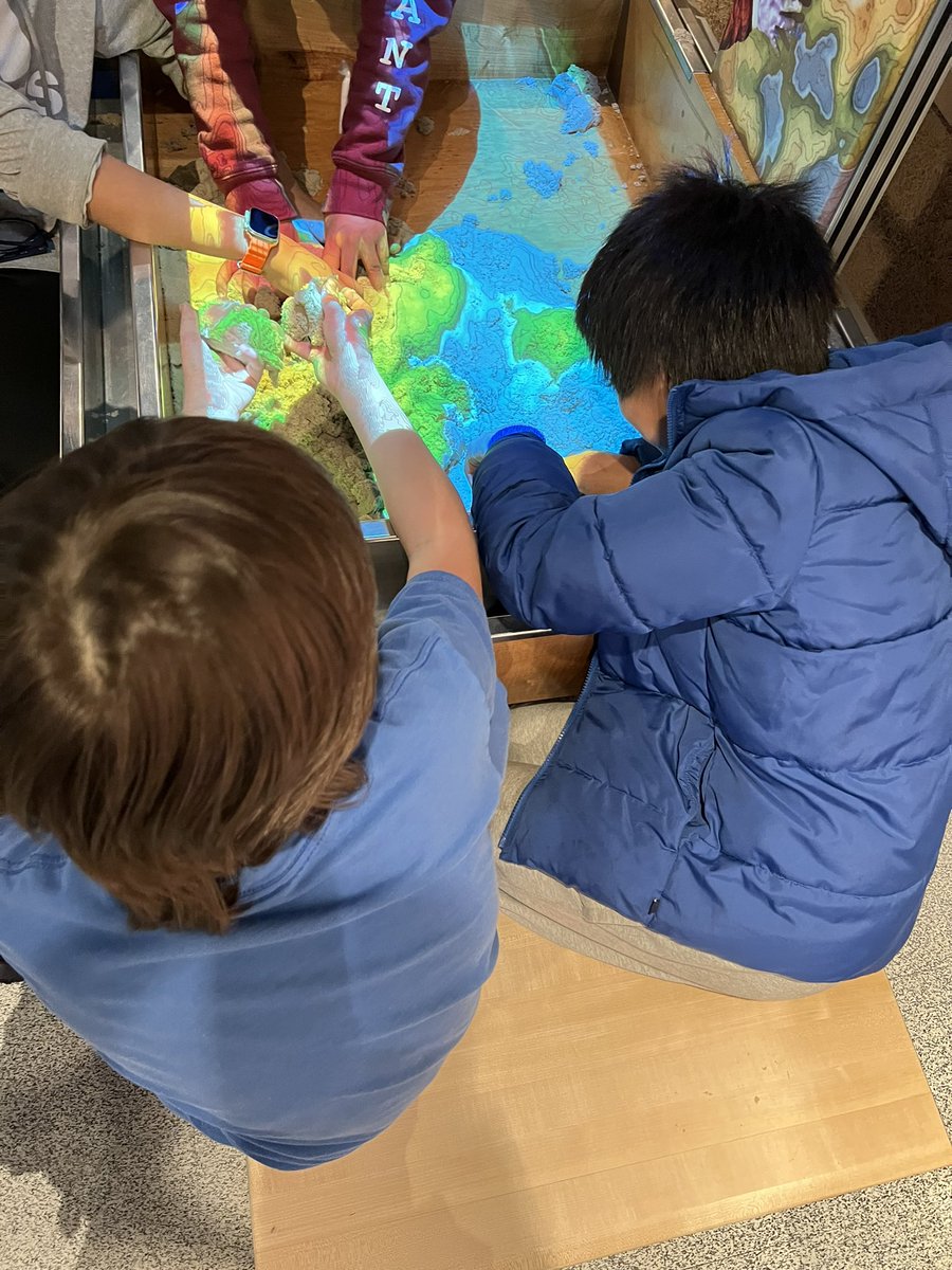 Salimah (she/her) (@salimahgowa) on Twitter photo Exploring Nature and Science through an Indigenous peoples lens <a href="/OntScienceCtr/">Ontario Science Centre</a> with the <a href="/MilneMS/">Milne Valley MS</a> Grade 6 classes! Exploring Nature and Science through an Indigenous peoples lens <a href="/OntScienceCtr/">Ontario Science Centre</a> with the <a href="/MilneMS/">Milne Valley MS</a> Grade 6 classes!