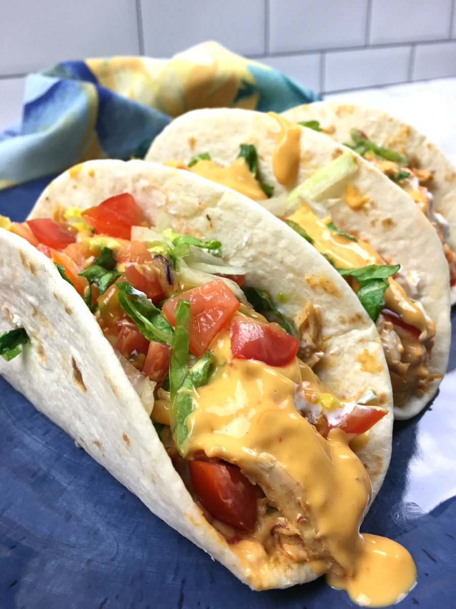 mercontrol's tweet image. ¡Nueva receta! Tacos de Pollo con Salsa de Panela y Mango. Sirve estos deliciosos tacos de pollo con salsa de panela Gourmet Latino y mango, y disfruta de una explosión de sabores auténticos y exóticos en cada bocado. 😋

¡Ya disponible en el Instagram de Gourmet Latino!