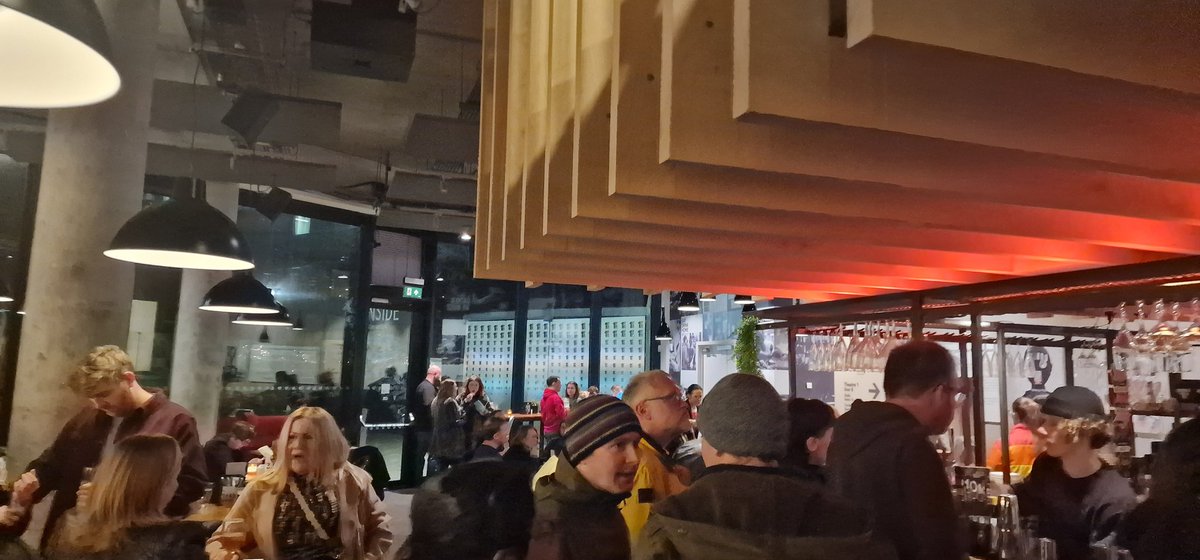 pdLouiseP's tweet photo. Eagerly awaiting #mrwilsonssecondliners  #homemanchester https://t.co/UJPb61DFqh