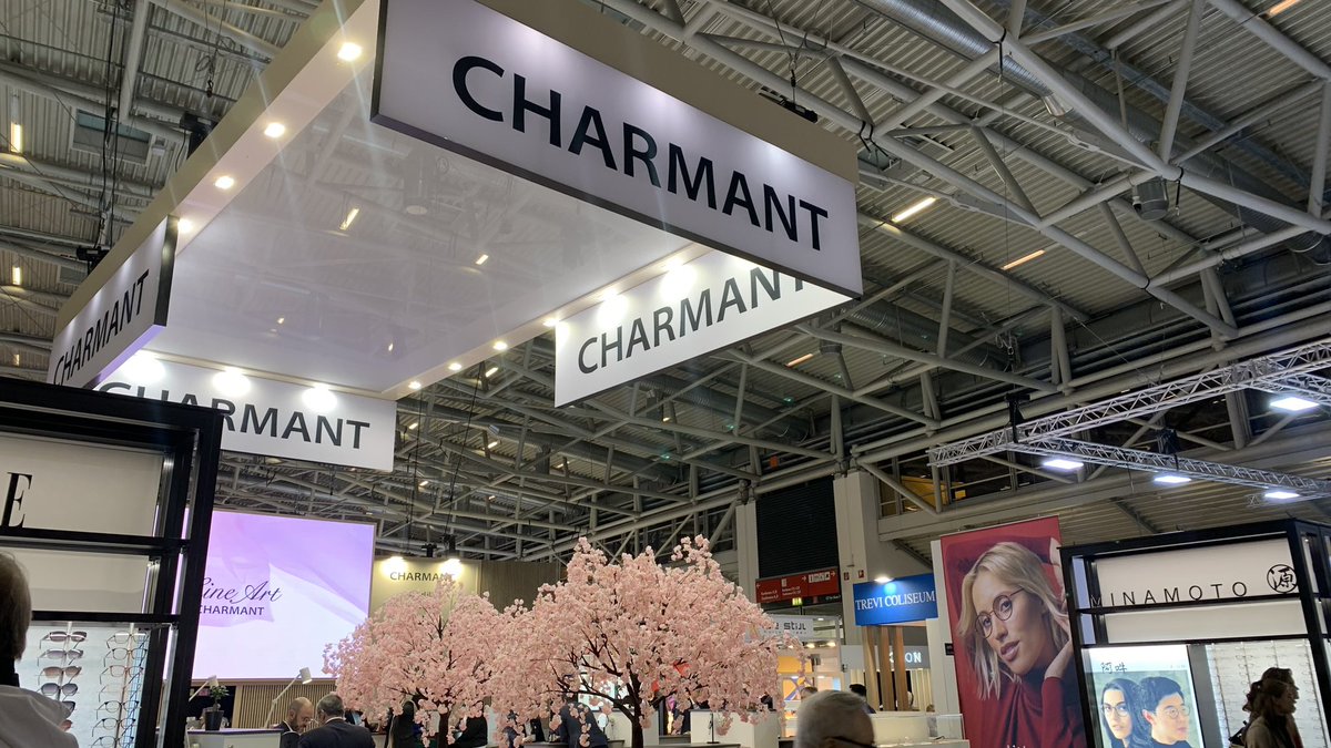 AlexPaone1's tweet photo. #charmantisback https://t.co/2QAZXA8myU