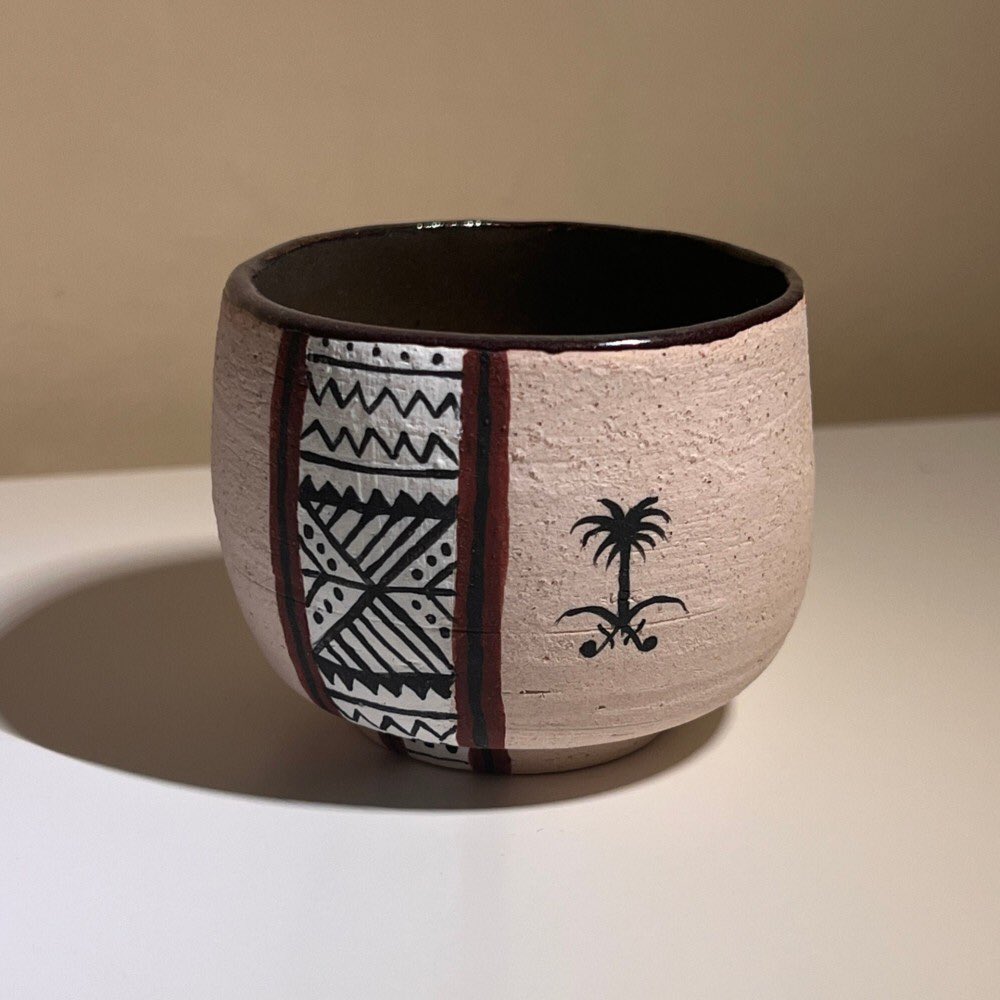 l__a10's tweet image. أحس طعم اللاتيه فيه بيكون ولا ألذ علموني من وين لو سعره ٢٠ مايهمني بدفعها .