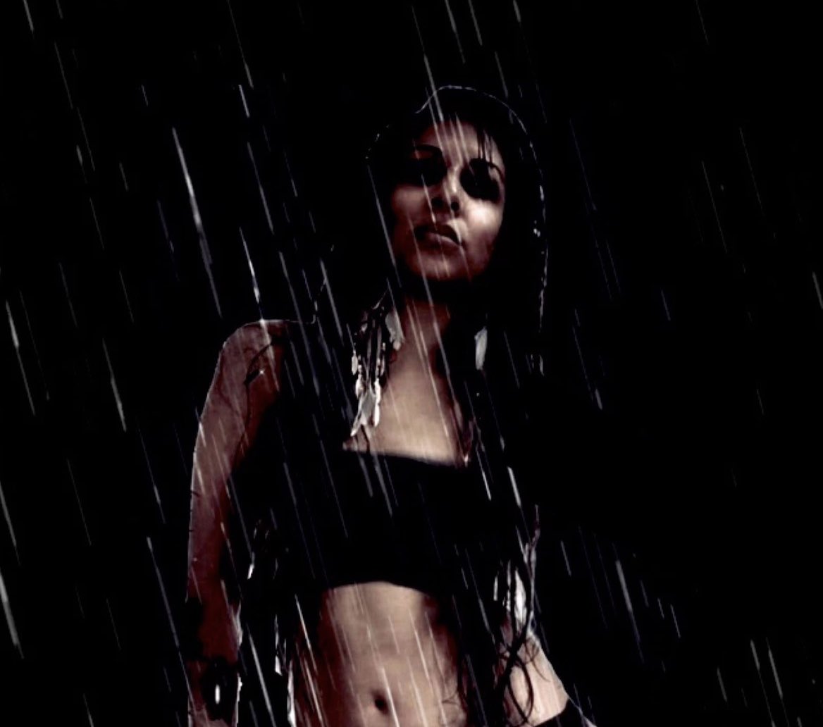 xiaouiris's tweet image. …True Love Will Bury Me Alive ❤️‍🔥

真爱会把我活埋

진정한 사랑은 나를 살려줄 것입니다 

XI