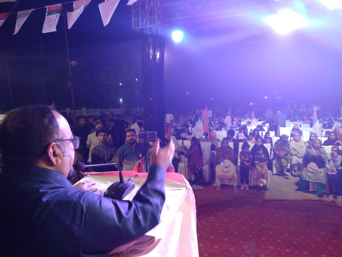 IzharulHassan's tweet photo. نارتھ کراچی یوسی 01 سیکٹر ۵ اے ۲ میں نامزد امیدوار برائے قومی اسمبلی خواجہ اظہارالحسن ، امیدوار برائے حلقہ ۱۲۲ صوبائی اسمبلی ریحان اکرام اور امیدوار حلقہ ۱۲۴ برائے صوبائی اسمبلی عبدالباسط نے بسنت میلہ کا افتتاح کیا اور عوام سے خطاب کیا 
#Election2024 #Karachi https://t.co/PILJtnukRX