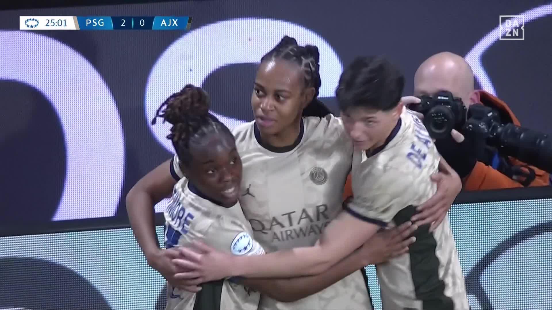 UNSTOPPABLE from Marie-Antoinette Katoto. 🔥🔥Watch LIVE 📺  highlights on YouTube 👉  #NewDealforWomensFootball