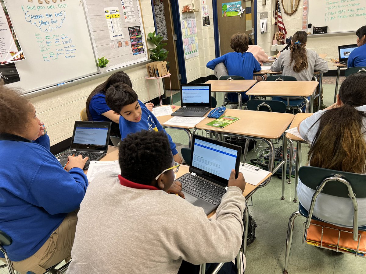 Small group jigsaw research on biomes and ethnic groups for different African countries. #warriorstrong <a href="/MsBlacknall/">Courtney Blacknall</a> <a href="/HBMSWarriors/">HB du Pont</a>