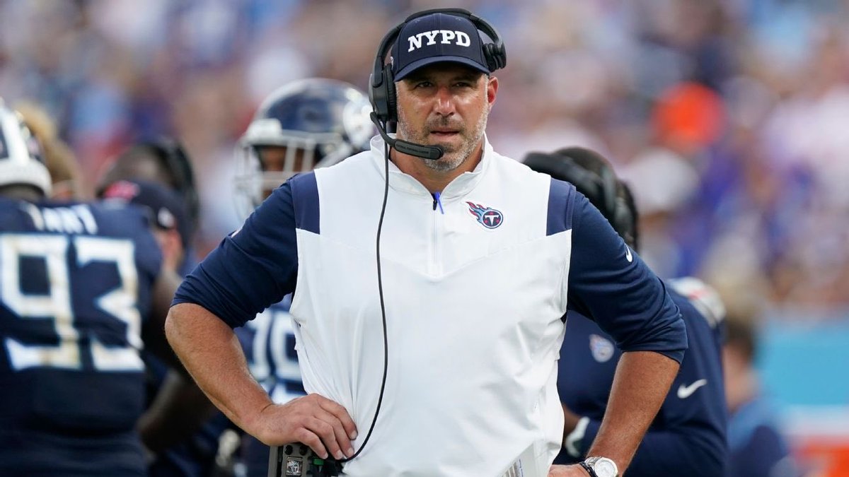 KingOfPhinland's tweet photo. I haven’t even thought about potential DC replacements yet, but the first name that stands out (if he doesn’t land a HC job somewhere) is Mike Vrabel https://t.co/aHlhDJW7mL