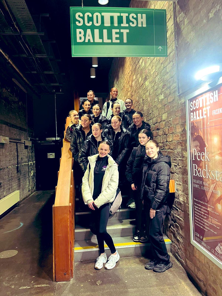 DanceBannerman's tweet photo. 🩰SCOTTISH BALLET HIGHER DAY🩰

A fantastic day had by our S3 and S4 dancers at the @scottishballet Higher Dance day! Thank you very much for having us and to the fantastic Bethany Kingsley for taking class 💫 A very inspiring day for our students! https://t.co/bF7iog23HX