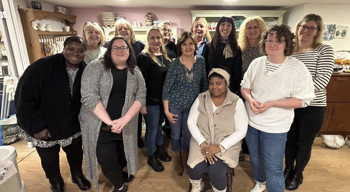 Jane Low tweet media