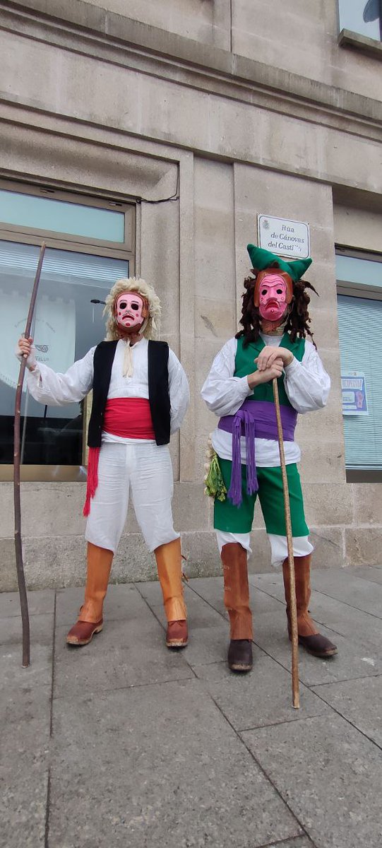 👉Grazas ao tecido popular que recuperou está figura e hoxe xa forma parte do entruido vigués, por certo, sen apoio algún a nivel institucional

<a href="/OMerdeiro/">O Merdeiro</a> ven de sacar un libro sobre a súa figura 🔥

6/6