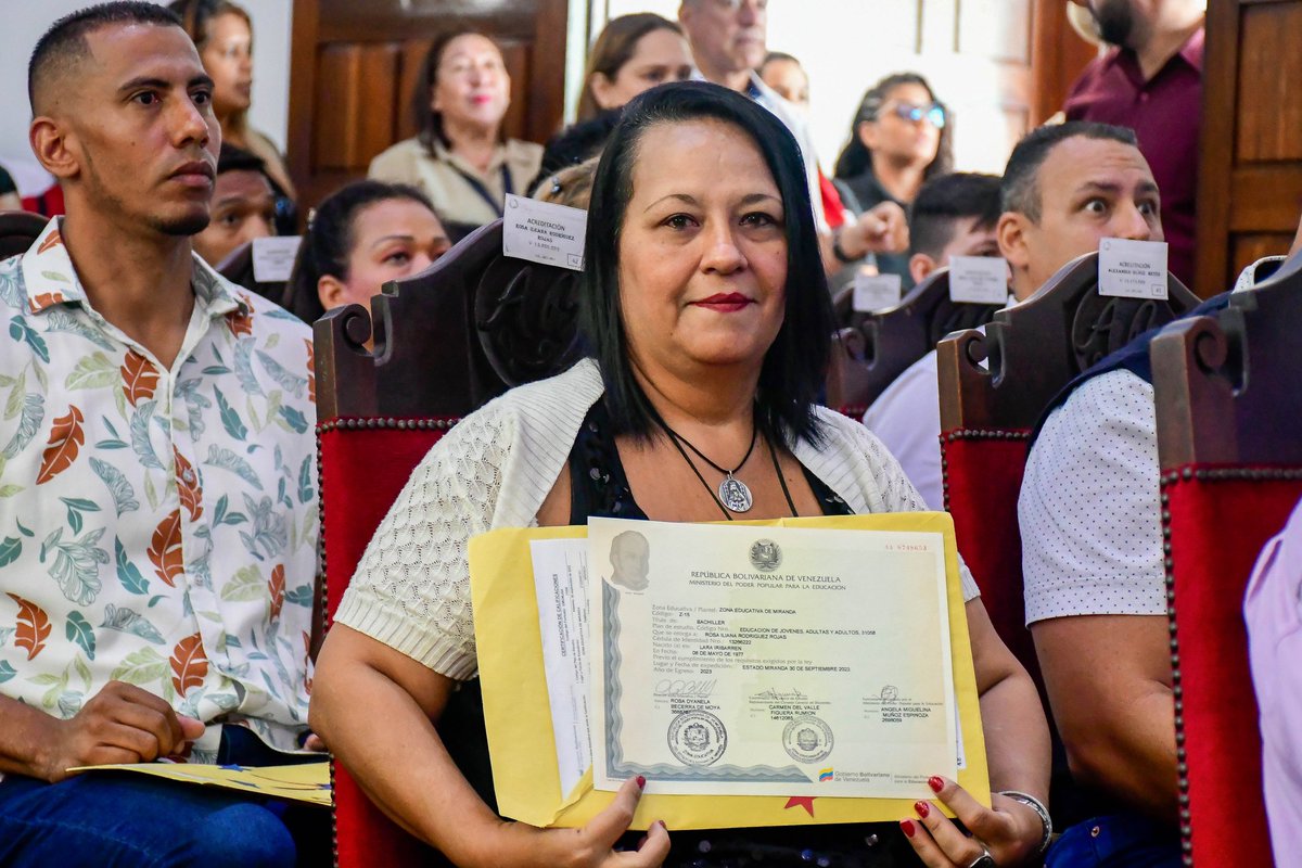 Yelitze Santaella tweet media