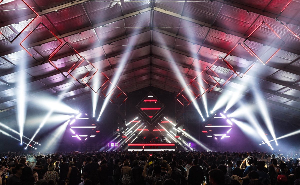 Ultra_Chile's tweet image. 👉El “Resistance Stage” es otro escenario destacado en ULTRA. ✌️🔥

Resistance es una marca dentro de Ultra dedicada a la música techno y house, centrándose en géneros más underground de la escena electrónica. 💥
¿Que artistas te gustaria ver en el Resistance Stage? 🤔