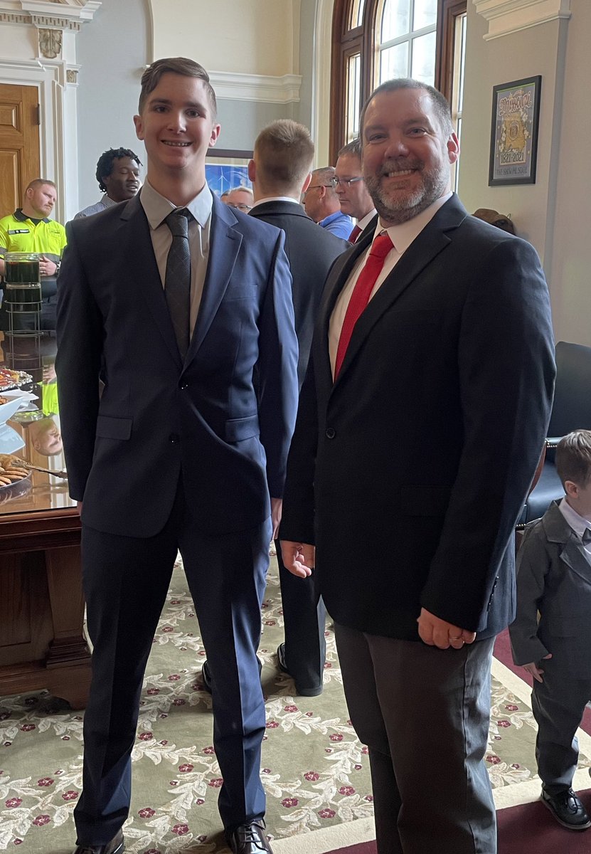DrJKephart's tweet photo. Getting ready for the Mo State of the State address highlighting @FourRiversCC apprenticeship program  with Mr. King and Isaac Lough!  💙🤩 #ConnectWashMo #BlueJayPRIDE https://t.co/fbnMgP57Cv