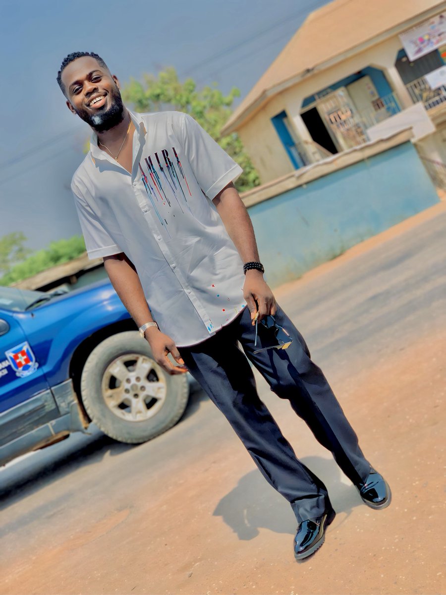 LamiRider's tweet photo. Don’t judge a man until you’ve walked a mile      👞 👞         In his shoes.” https://t.co/atLHUhfXdo