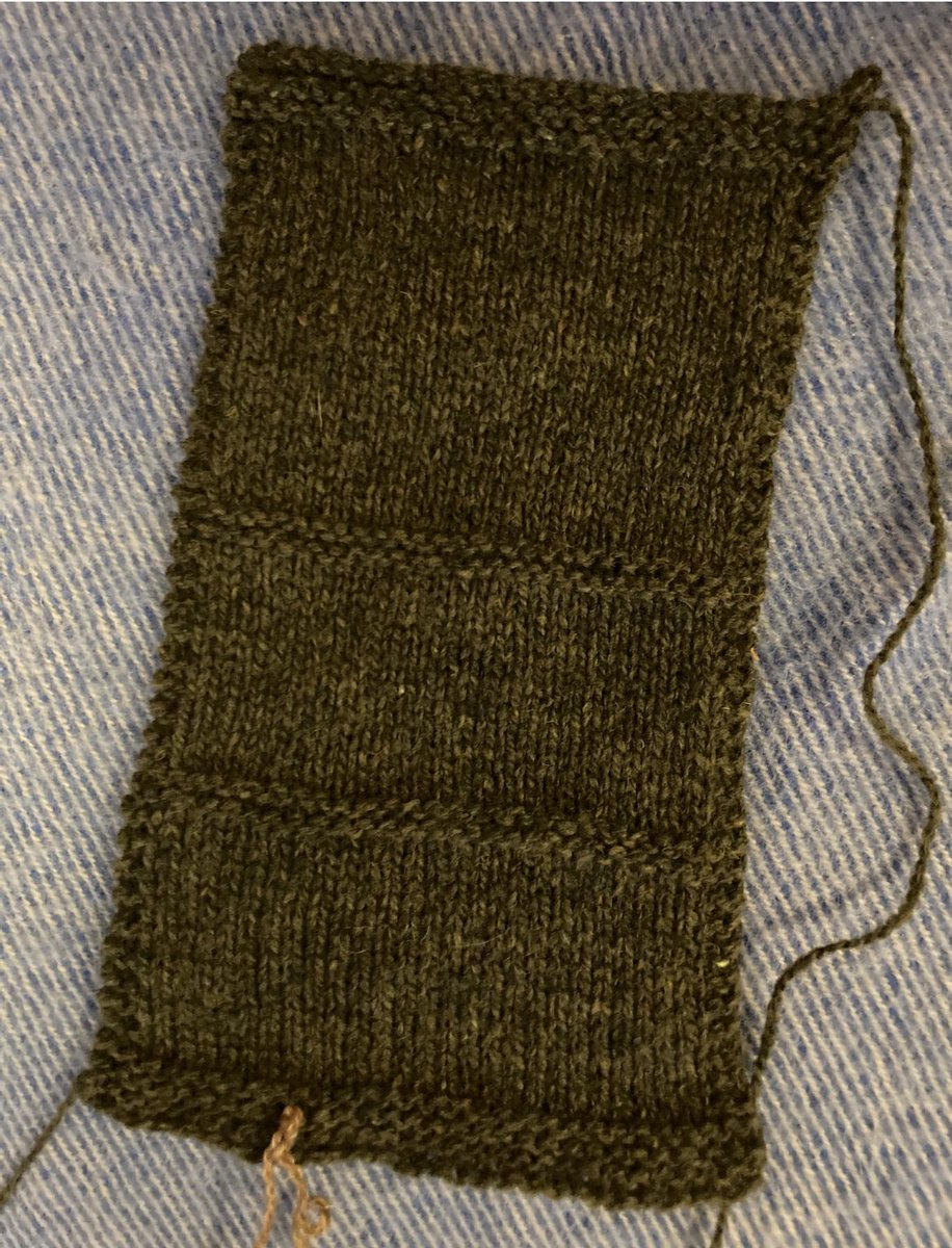 A gauge swatch in three separate needle sizes for a vest. Just adore the colour of this yarn, although it hasn't photographed completely accurately. The yarn is Blasta, in the colour Coillte, by @StolenStitches and is absolutely gorgeous. #knittingtwitter