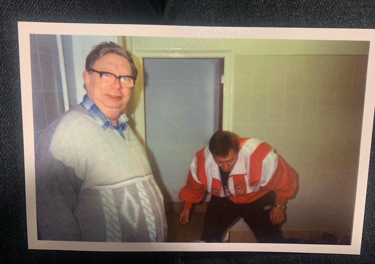 Another little teaser from that Gordon Cowans testimonial back in the 1990s... we all know who the big guy in the glasses is, but can you name the other chap?
