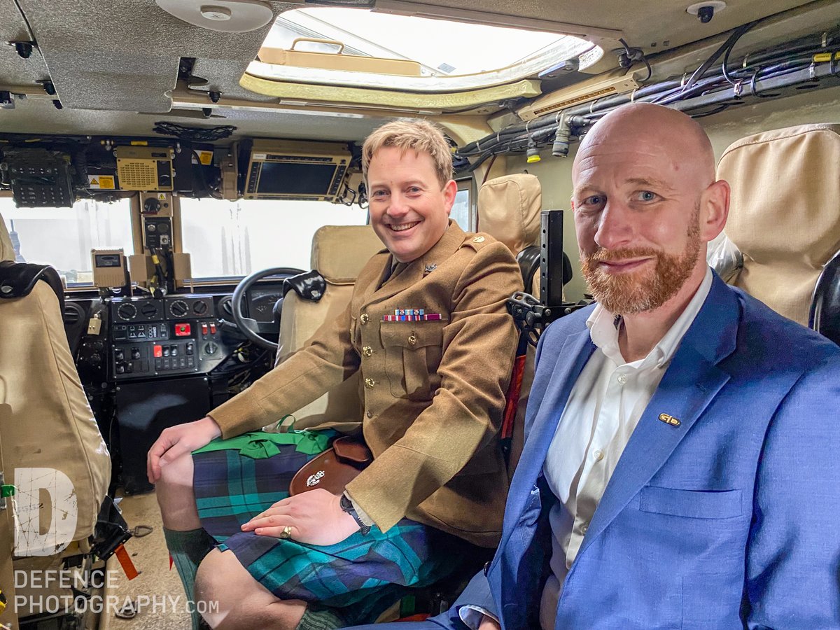 Lots to smile about at #IAV2024 - Foxhound Command variant, developed and under contract in record time by 'keeping it simple' and with lots of hard teamwork. Hats off to @gduknews @NPAerospace @BritishArmy @Farra11J and many more.