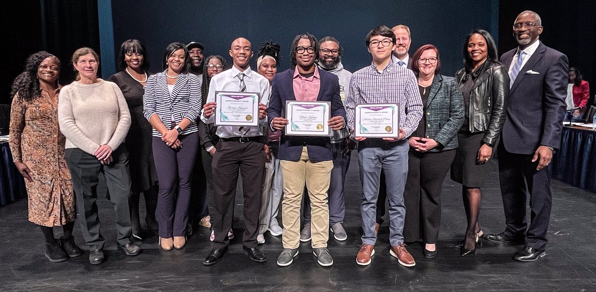 RichlandOne's tweet photo. Nine Richland One students and three schools were honored during @CityofColumbia's 36th Annual Dr. Martin Luther King, Jr. Celebration. The students and schools were recognized during last night's board meeting. Read more:
https://t.co/st1AzBG5z0

#TeamOne #OneTeam https://t.co/ZnGyRwmPmn