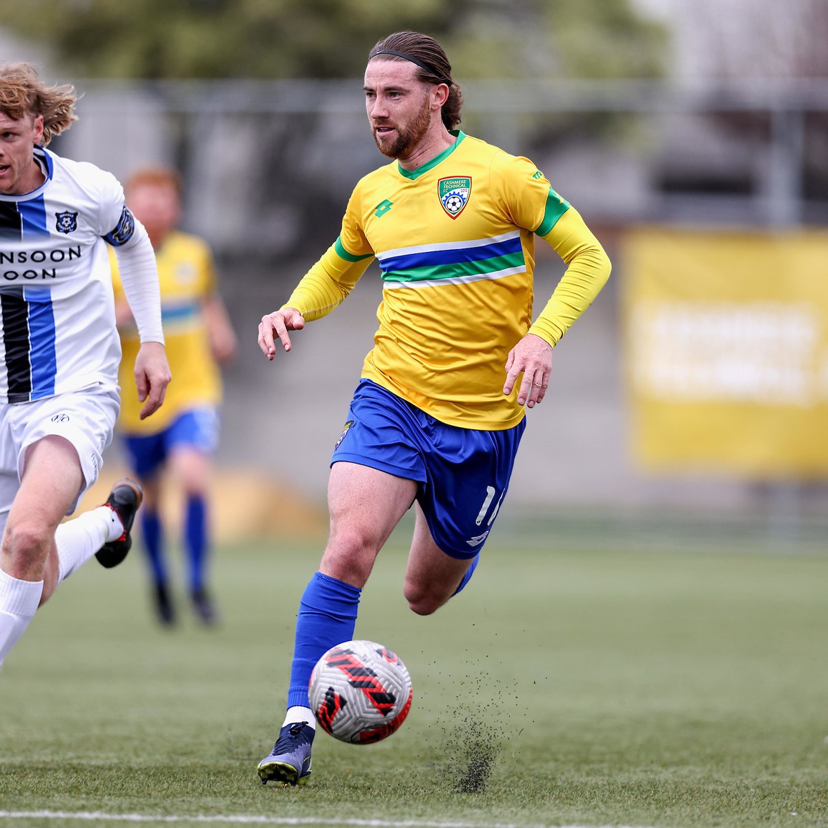 Most Goals in 2023: 

54 - <a href="/Cristiano/">Cristiano Ronaldo</a> Al Nassr
52 - <a href="/KMbappe/">Kylian Mbappé</a> PSG
52 - <a href="/HKane/">Harry Kane</a> Bayern Munich
50 - <a href="/ErlingHaaland/">Erling Haaland</a> Man City
42 - <a href="/GarbhanCoughlan/">Garbhan Coughlan</a> Cash Tech

Read Stuff's interview with the #NZNationalLeague forward about being one of the world's top scorers stuff.co.nz/sport/35015556…